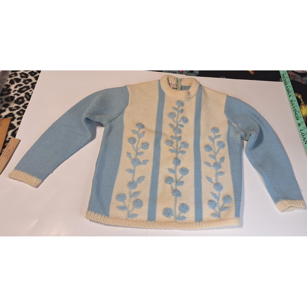Charles & Co Vintage Wool Sweater Blue Cream Floral Rose Embroidery Back Zip‎ 38